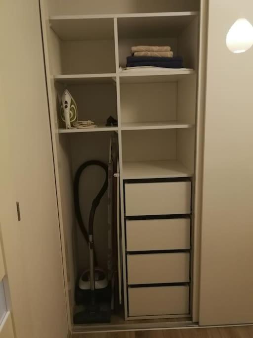 Uroczy, Jasny Apartament Oraz Bezplatny Parking! Appartement Krakau Buitenkant foto
