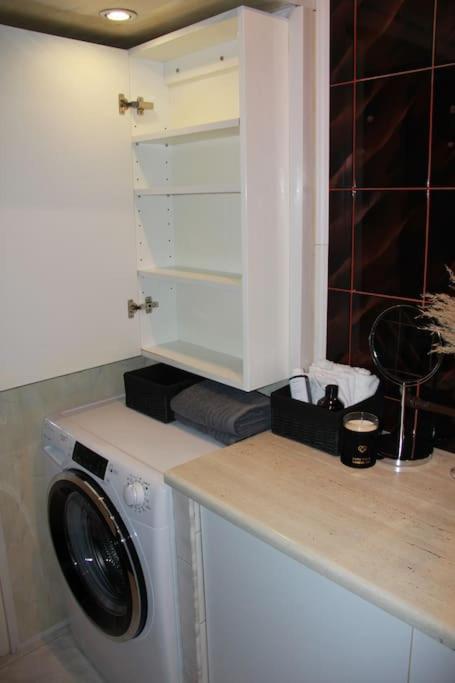Uroczy, Jasny Apartament Oraz Bezplatny Parking! Appartement Krakau Buitenkant foto