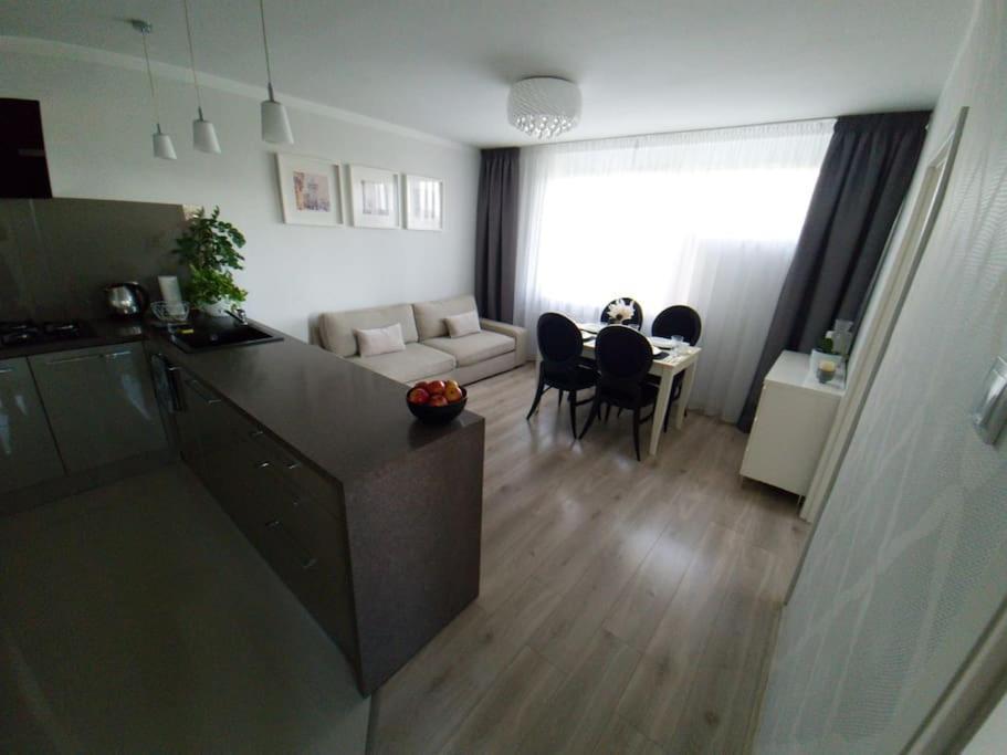 Uroczy, Jasny Apartament Oraz Bezplatny Parking! Appartement Krakau Buitenkant foto