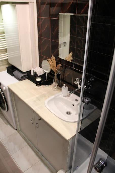 Uroczy, Jasny Apartament Oraz Bezplatny Parking! Appartement Krakau Buitenkant foto